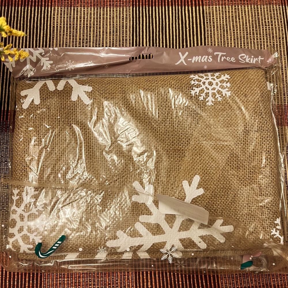 Rustic Burlap Christmas Tree Skirt – 48” Snowflake Farmhouse Style – NWT - Picture 10 of 12